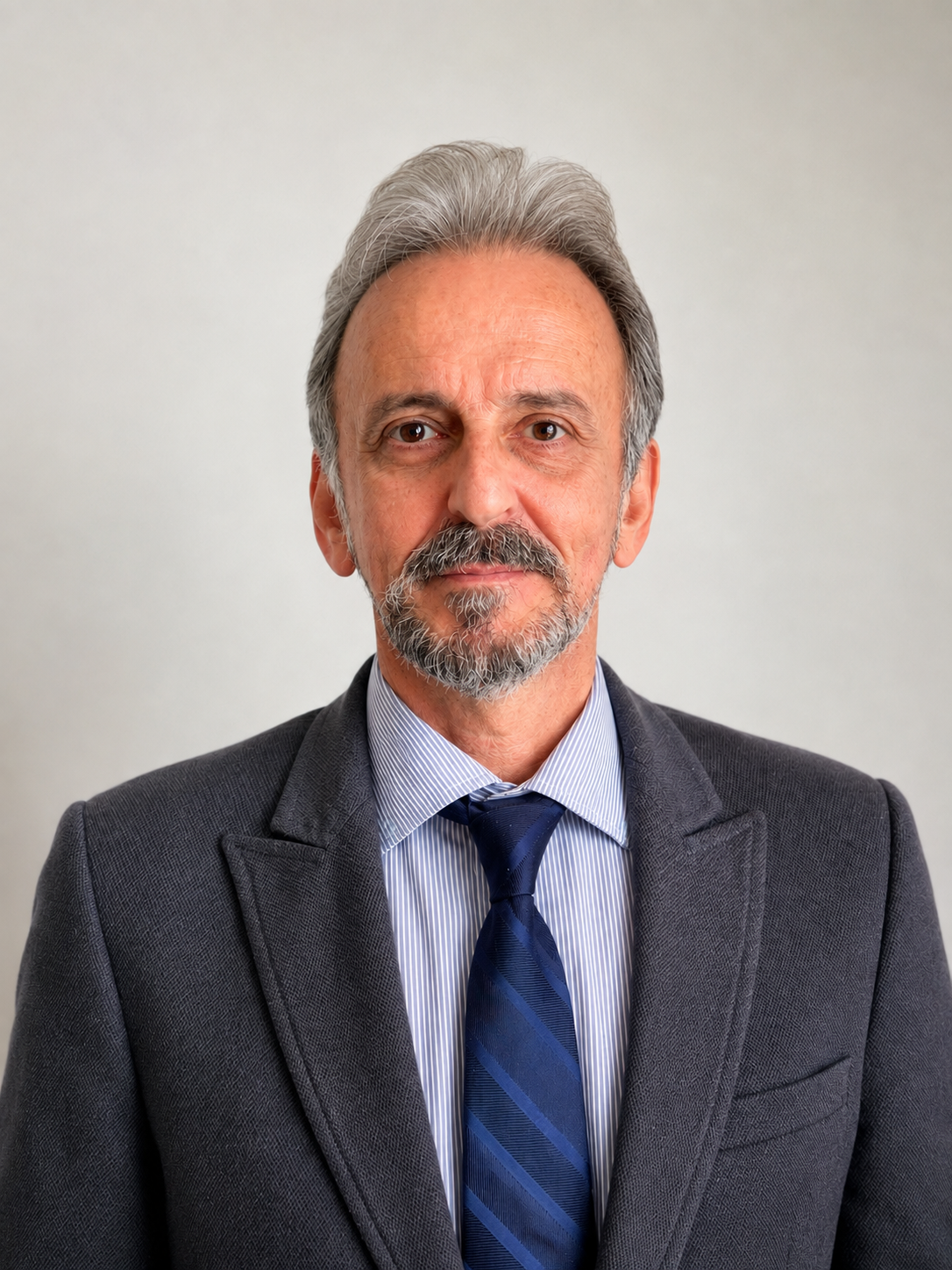 Dr. Jorge Alberto Vélez